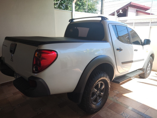 Imagem 11 de 11 de Mitsubishi L200 2017 2.4 Triton Outdoor Cab. Dupla Flex 4p