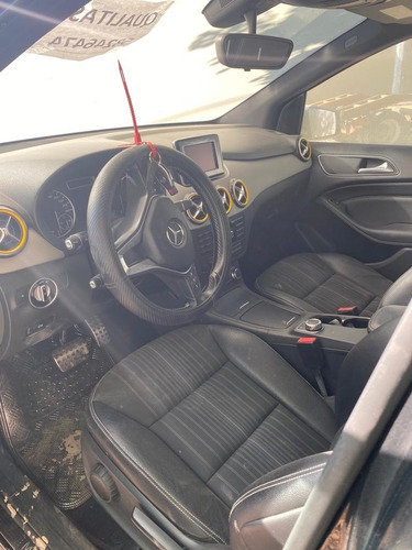 Mercedes Benz B 180 Completa O Partes Desarmo Aseguradora
