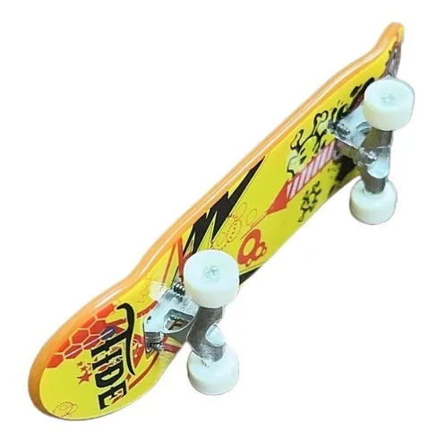 04 Fingerboard Skates De Dedo Mini Profissional C/ Rolamento e Lixa - Monac  Store - Skate de Dedo - Magazine Luiza