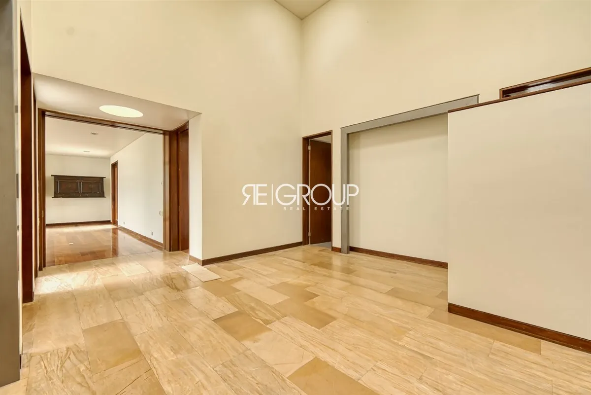 Imagen 2 de 30 de Casa En Venta De 4 Dorm. En Lo Barnechea, Cond. Parque Golf