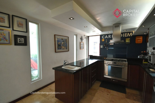 Casa De Lujo En Venta Con Alberca En Las Fuentes Cerca De La Expo