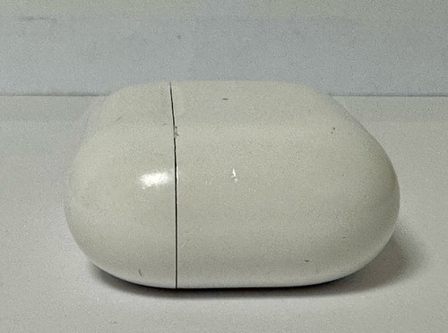 Solo Estuche De Carga Case Original Airpods Pro 2 (a2700) Blanco