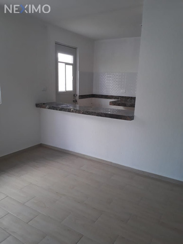Imagen 3 de 15 de Casa Con Excelente Ubicación En Fraccionamiento Las Américas
