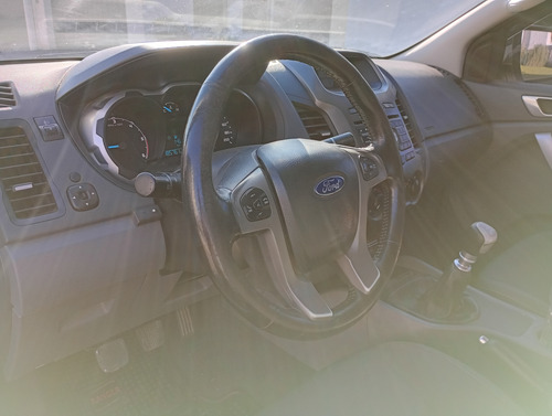 Ford Ranger 3.2 Xlt 2014 Impecable