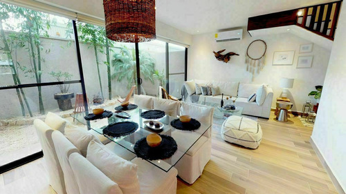 Imagen 5 de 12 de En Venta Hermosa Casa En Playa Del Carmen Con 255m2, A Pocos