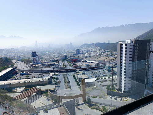 Departamento En Renta En Torre Zafiro, San Jerónimo, Monterrey