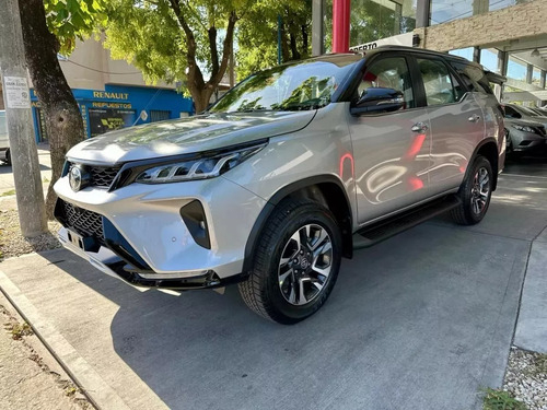 Toyota Hilux SW4 2.8 Tdi Diamante Ii 4x4 7as 6at