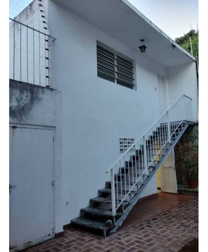 Se Vende Casa 515m2 7h/6b/8p Las Acacias 1443