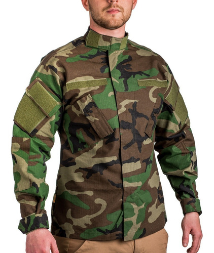 Chaquetilla Táctico Corte Acu Camuflado Woodland-selva