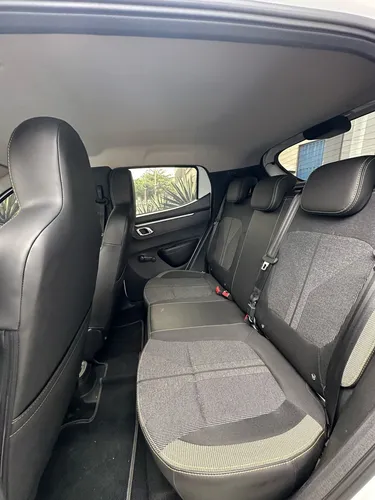 Renault Kwid 1.0 Outsider