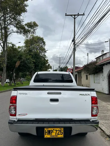 Toyota Hilux 2.5 Mt Diesel 4x2