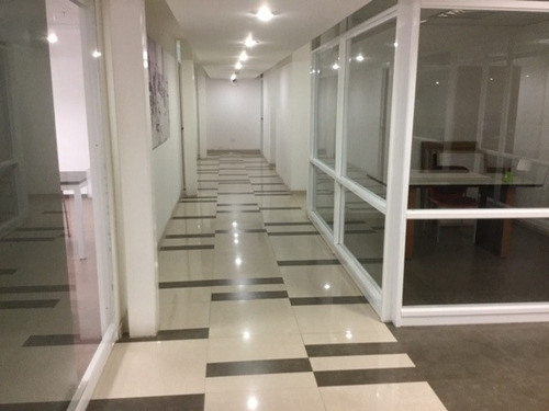 Imagen 11 de 13 de Galpones Industriales En Venta En El Encantado !!!