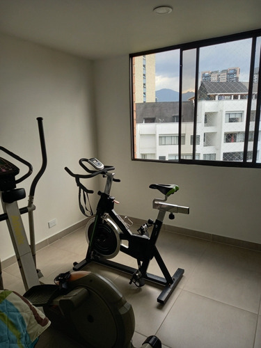 Imagen 8 de 14 de Apartamento Oviedo. De Gran Tamaño. Totalmente Remodelado