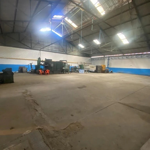 Imagen 2 de 9 de En Venta Galpón Comercial, Palo Negro