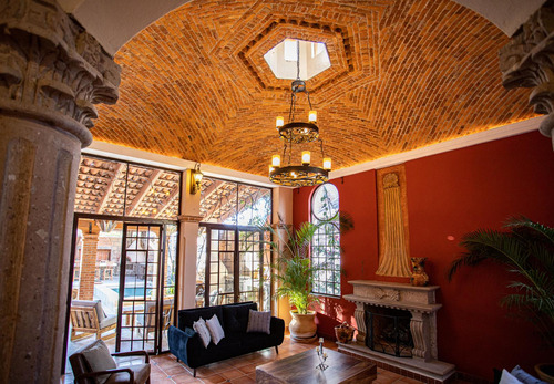 Casa En Renta Con Alberca Calefactada, 5 Recámaras En Los Frailes San Miguel De Allende