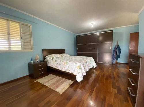 Imagem 9 de 19 de Chácara 3000m2, Casa Sede Com 465m2, 6 Dormitórios, 5 Suítes, Moveis Planejados, Área Gourmet Com Churrasqueira E Piscina, Pomar, Ótima Localização - Ch00236 - 70729815