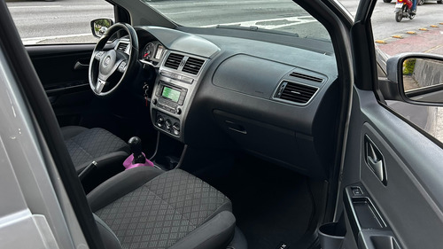 Volkswagen Fox 1.0 Trendline Total Flex 5p