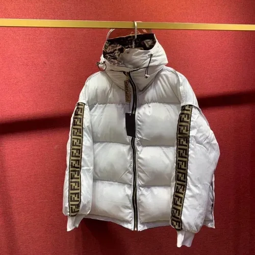 Chamarra Fendi Meses sin intereses