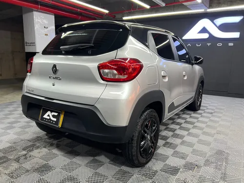 Renault Kwid ICONIC 1.0 MT
