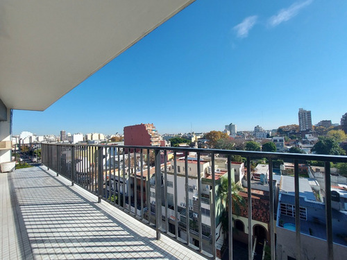 Imagen 1 de 14 de Departamento 4 Ambientes. Cochera. Balcón. Villa Urquiza.