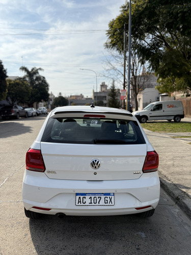 Volkswagen Gol Trend 1.6 Highline 101cv