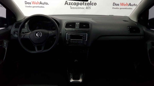 Imagen 9 de 15 de Volkswagen Vento 2019 4p Starline L4/1.6 Aut