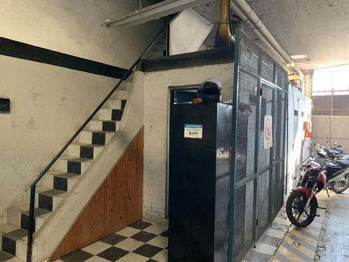 Imagen 8 de 21 de Galpón Con Oficina Barrio Azcuenaga Permutas