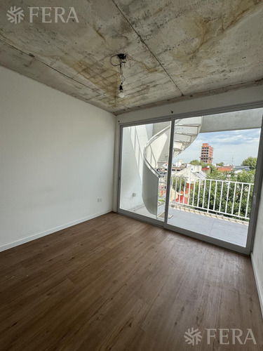 Venta De Departamento 3 Ambiente Con Cochera Doble Y Terraza Propia En Villa Domínico