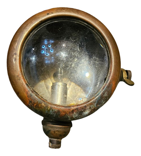 Pequeño Faro Francés. Marca Besnard (Usado)