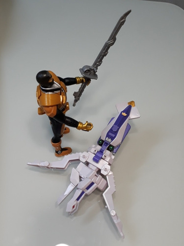 Power Rangers Samurai Octo Zord Vehicle + Light Gold -bandai (Usado)