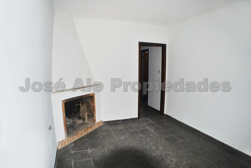 Imagen 8 de 11 de En Venta Casa De Dos Dormitorios Colonia Del Sacramento