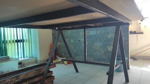 Mesa De Trabajo Especial P/cortar Vidrios 2,44x1,40x1,00 (Usado)