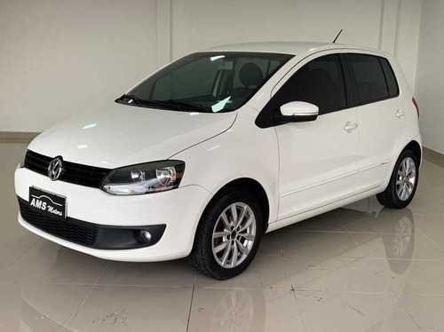 Imagem 2 de 7 de Volkswagen Fox 1.0 Gii 2014