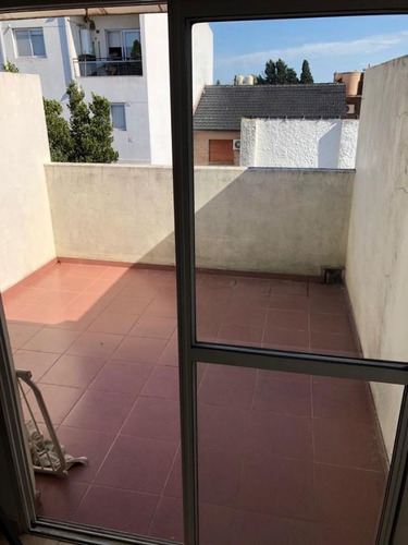 Imagen 15 de 18 de Dpto 3 1/2 Amb En Duplex - Al Frente Con Playroom Y Terraza Propia