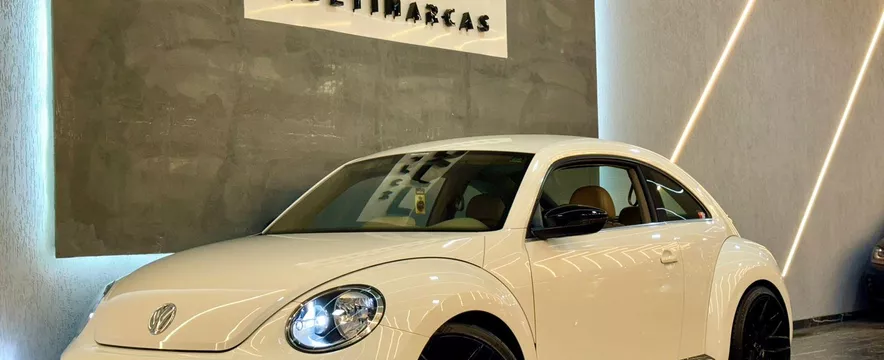 Volkswagen  Fusca 2.0 Tsi 16v Aut. Gasolina Automático