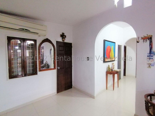 Imagen 23 de 30 de Casas En Venta Cabudare /04245565759