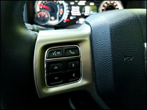 Imagen 17 de 25 de Ram 1500 Laramie Hemi 5.7 V8