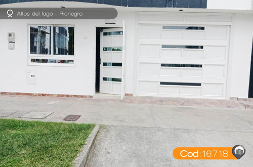 Casa En Arriendo En Rionegro, Altos Del Lago Sector El Transito Codigo 16718