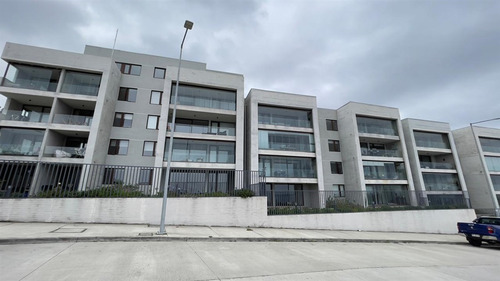 Depto En Arriendo En Exclusivo Condómino 2d+2b+estc