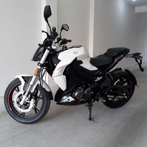 Imagen 6 de 15 de Benelli 180s
