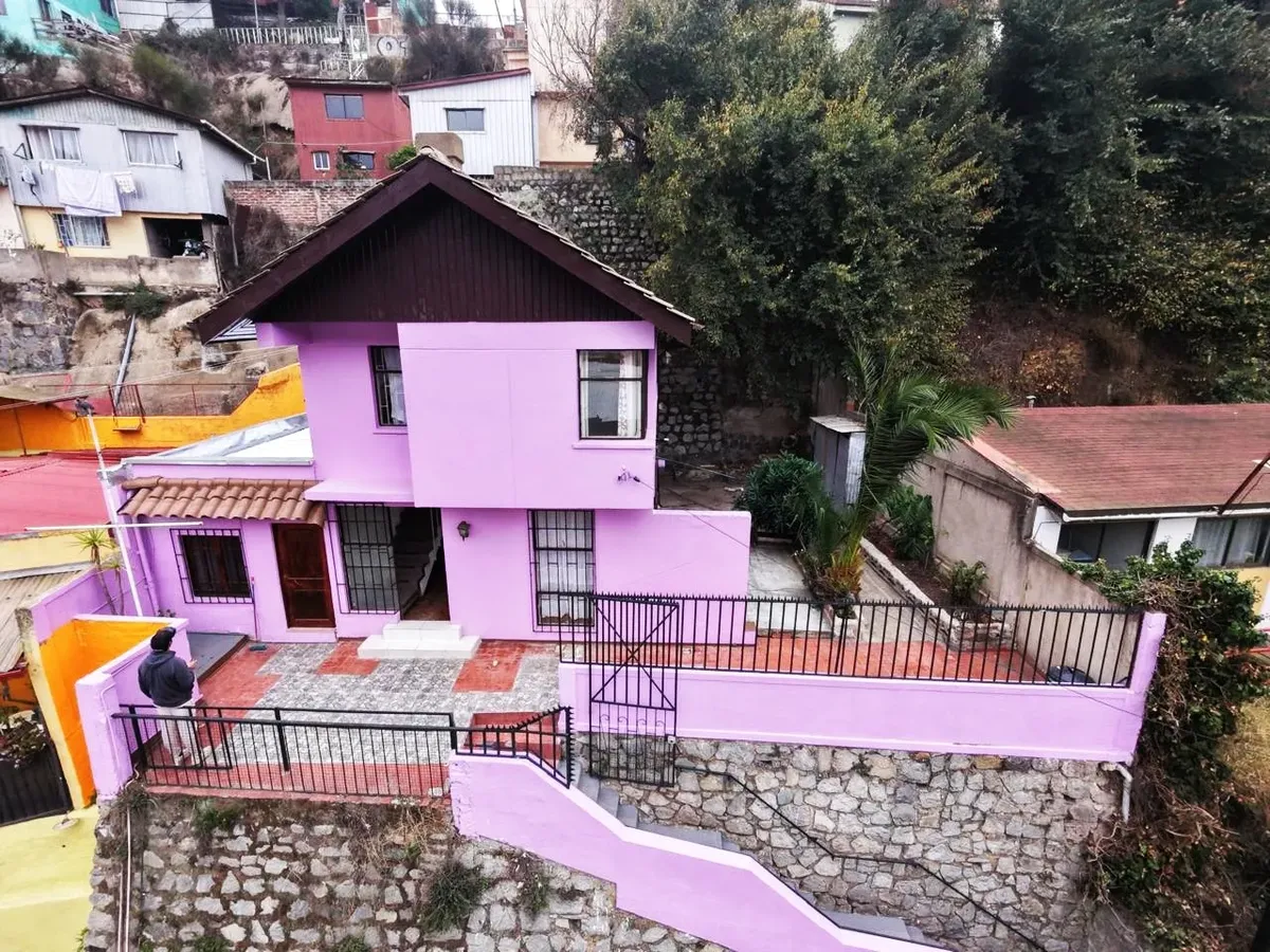 Imagen 3 de 22 de Vendo Casa Tipo Chalet En Cerro Alegre Valparaiso