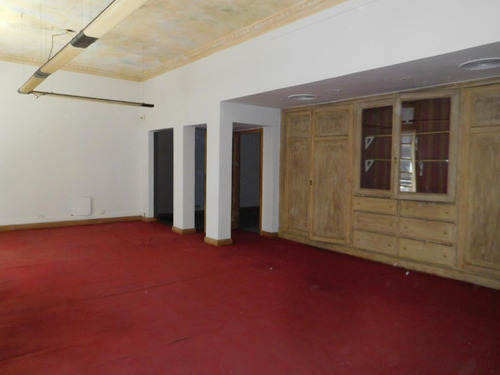 Imagen 17 de 30 de Centro Apto Para Oficina O Vivienda, Son 161 M2, (a Menos De U$s 740 X M2) A Reciclar