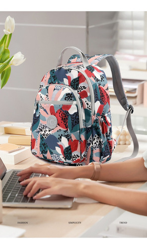 Mochila Casual, Ligera E Impermeable De Viaje De 20 L Color Rosa