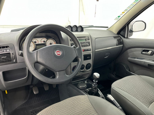 Fiat Strada 1.8 MPI ADVENTURE CE 16V FLEX 2P MANUAL