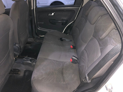 Fiat Siena 1.4 El Full Gnc 2017 Financiamos