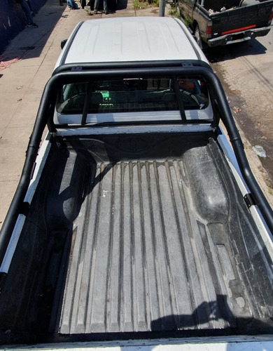 Imagen 8 de 25 de Toyota Hilux 2.5 Dx 4x4 Cabin Doble 5 Ruedas Nuevas Año 2008