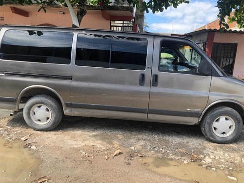 Imagen 5 de 5 de Chevrolet Express Es Larga Con Doble A