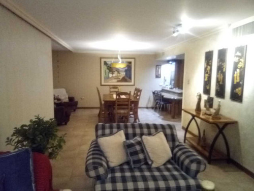 Imagen 3 de 19 de Lindo Townhouse En Alquiler Urb.maneiro Solo 4 Townhouses