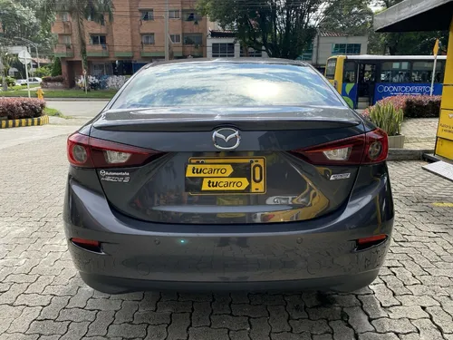 Mazda 3 2.0 Touring