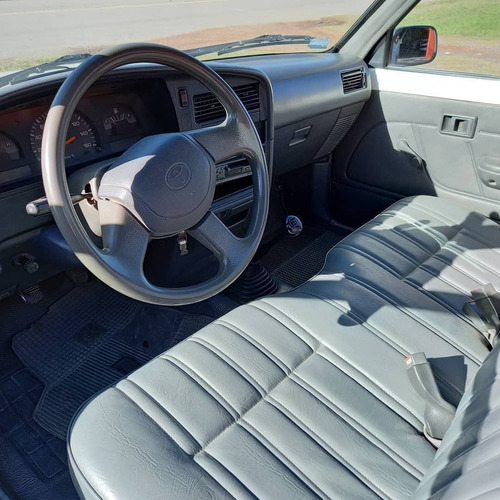 Toyota Hilux Std 4x2 2.8 1999